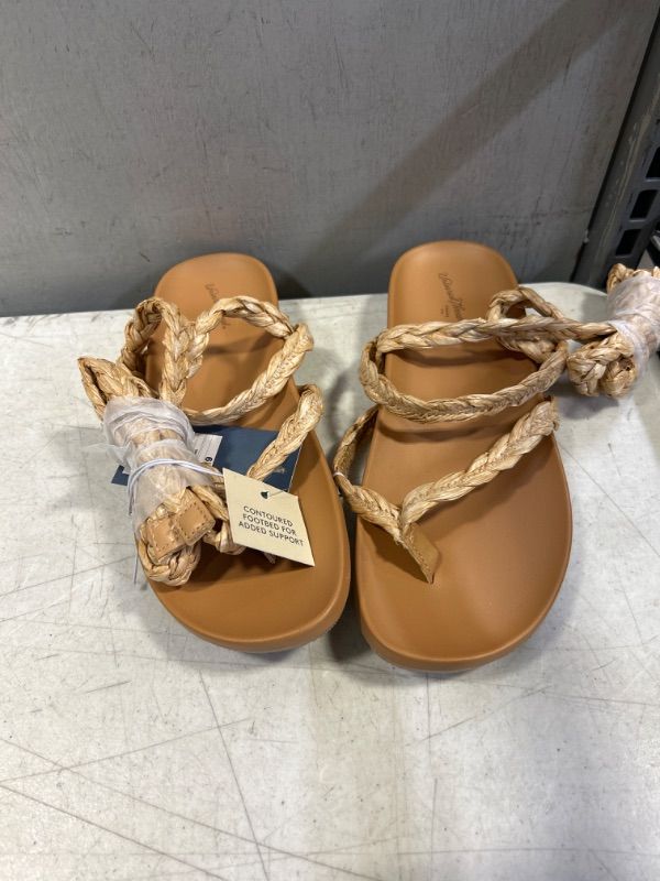 Photo 1 of universal thread beige/ria slippers 6.5