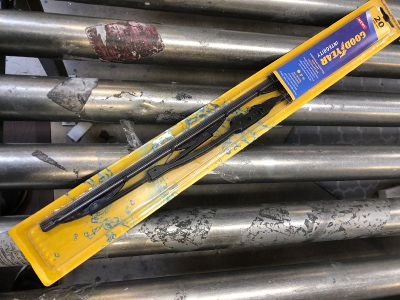 Photo 2 of Goodyear Integrity Windshield Wiper Blade 20 Inch 