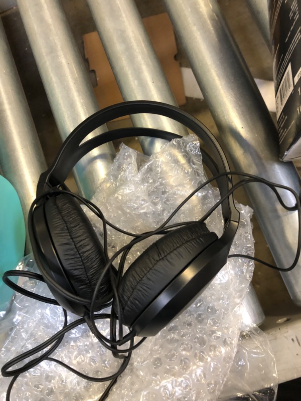 Photo 1 of Panasonic RP-HT161-K Full Size Over-Ear Wired Long-Cord Headphones
USED
