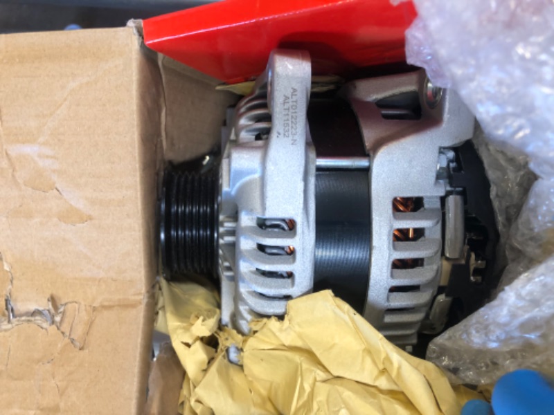 Photo 2 of a PREMIUM ALTERNATOR FORD 150-2014 5.0L
