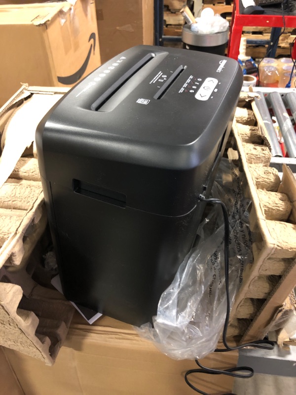 Photo 2 of Amazon Basics 18-Sheet Cross-Cut Paper, CD, and Credit Card Shredder, Black 18 Sheet Shredder UNABLE TO TEST 