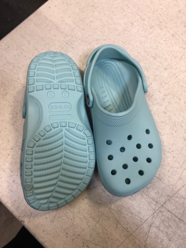 Photo 2 of Crocs Unisex-Adult Classic Clogs LIGHT BLUE SIZE 3 ** SLIGHTLY USED
