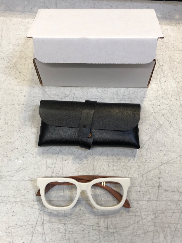 Photo 2 of Zeelool Thick Rectangle Blue Light Blocking Glasses for Men Retro Wood Arm Acetate Eyewear Diana FP0427-01
