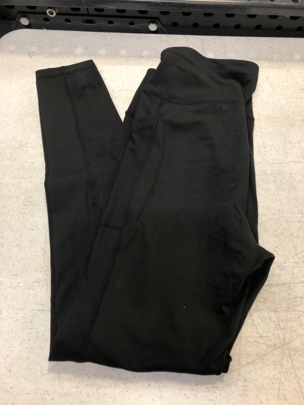 Photo 1 of WOMENS LEGGINGS WITH POCKETS BLACK SIZE LARGE 