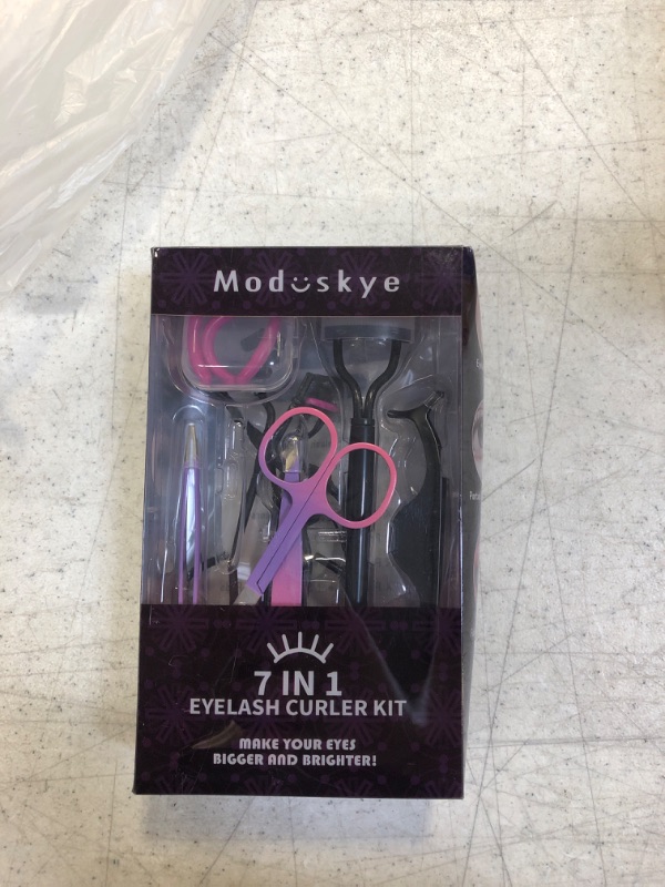 Photo 1 of 7 IN 1 EYELASH CURLER KIT 