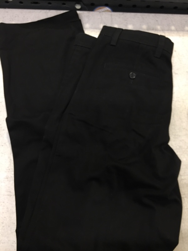 Photo 1 of Dockers Men's Classic Fit Easy Khaki Pants - Pleated 