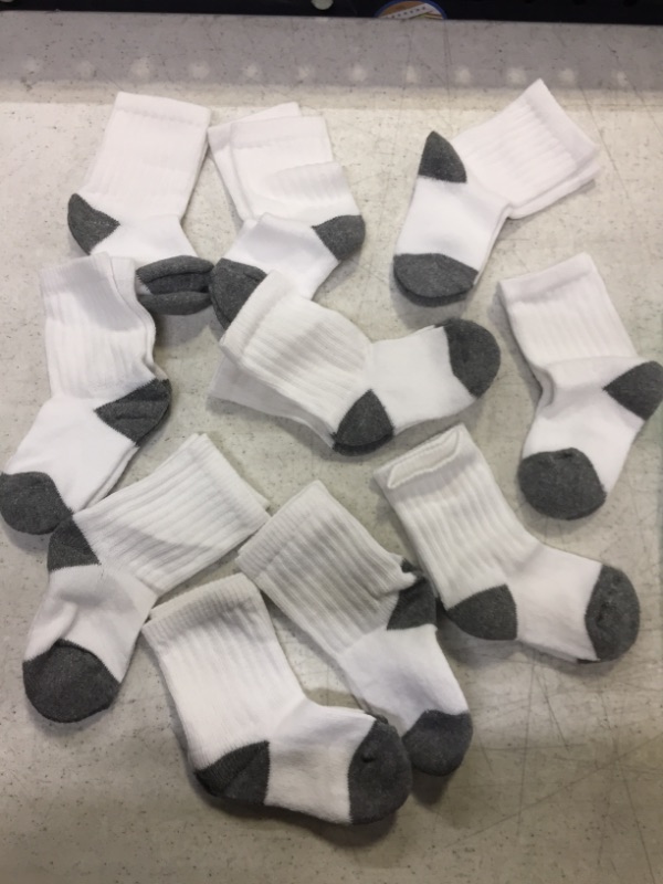 Photo 1 of 10 COUNT 3T/4T SOCKS 