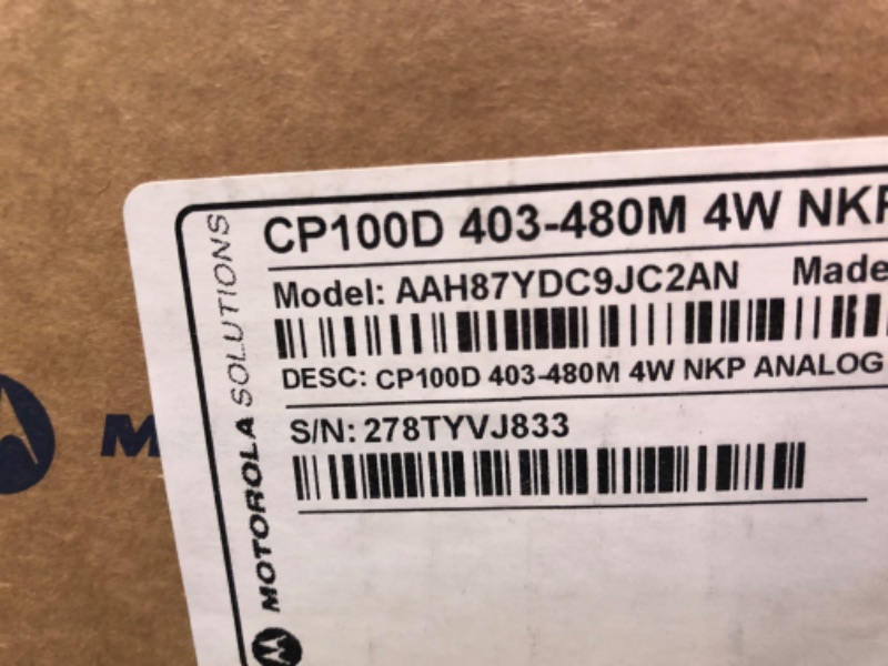 Photo 1 of MOTOROLA CP100D UHF ANALOG RADIO [AAH87YDC9JC2AN]
