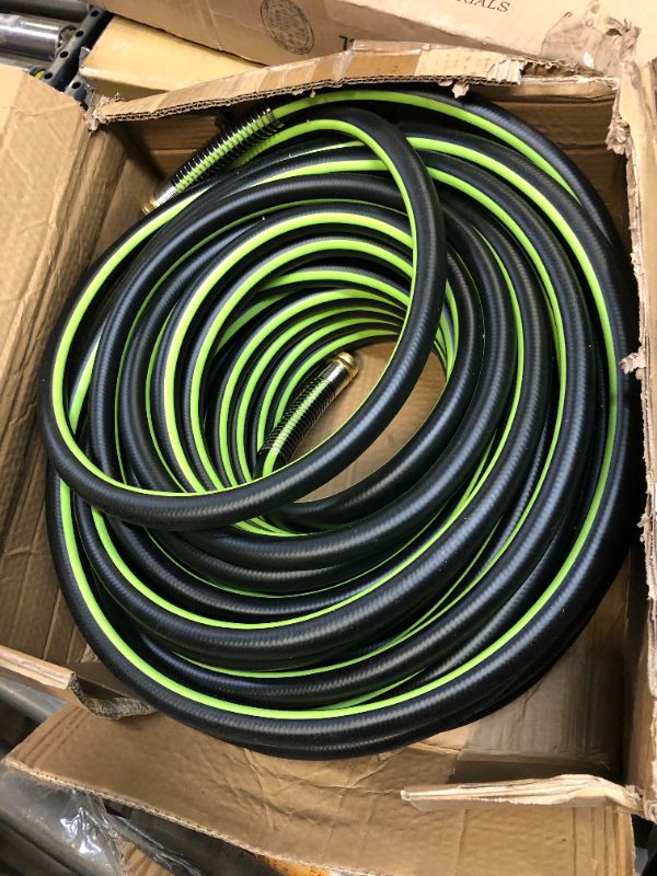 Photo 2 of 150 ft Hybrid Garden Hose–No Kink,Heavy Duty,Lightweigh Flexible,Leakproof Water Hose–5/8 in ID,3/4"Solid Brass Connectors-Rubber Car Hoses Pipe for outdoor Watering& Washing,600 Burst PSI 150ft black-green