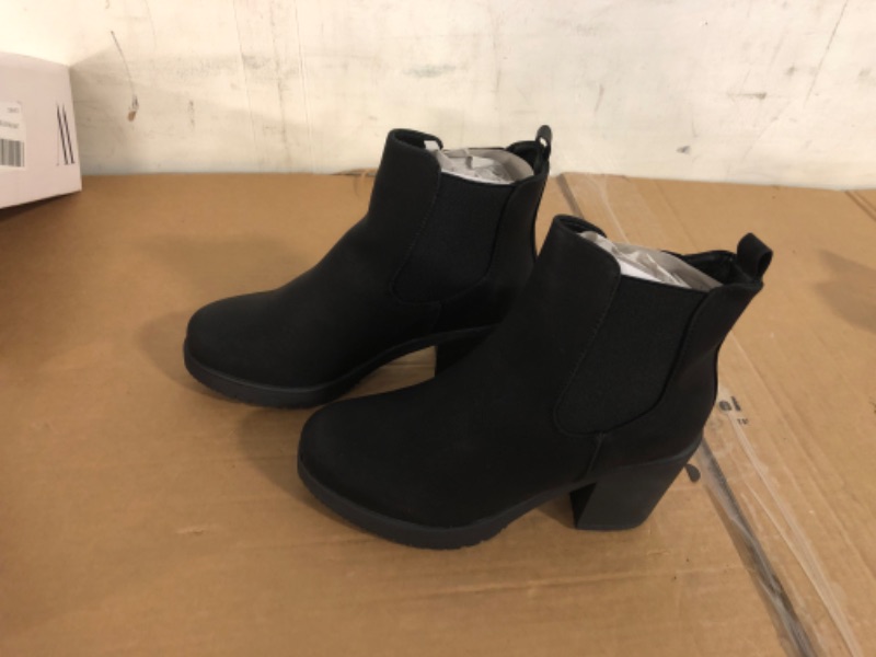 Photo 1 of 6.5 BLACK BOOTS 
