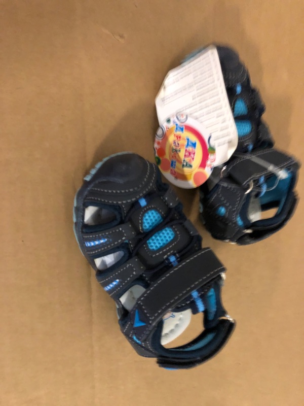 Photo 2 of Apakowa Kid's Boy's Girl's Soft Sole Close Toe Sport Beach Sandals (Toddler/Little Kid) 6 Toddler Blue