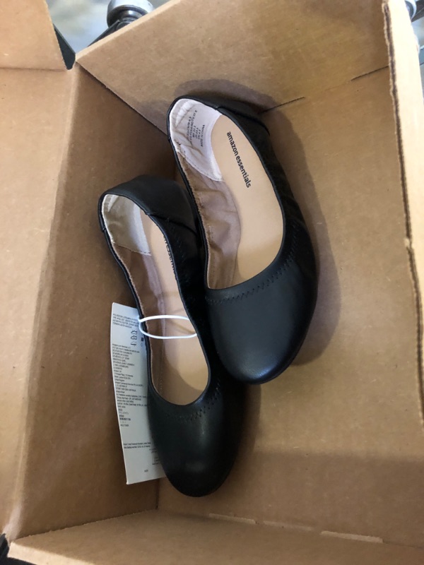 Photo 2 of Amazon Essentials Women's Belice Ballet Flat 6.5 Black, Faux Leather