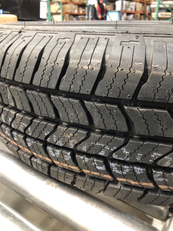 Photo 2 of **SEE NOTS**STARFIRE SOLARUS HT All-Season 225/75R16 104T SUV/Pickup Tire