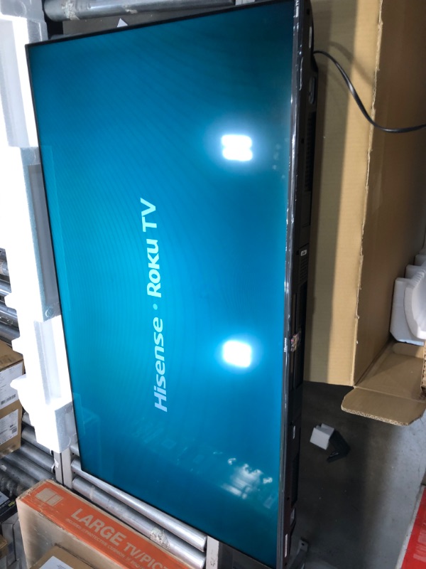 Photo 2 of Hisense 50-Inch Class R6 Series Dolby Vision HDR 4K UHD Roku Smart TV with Alexa Compatibility (50R6G, 2021 Model)