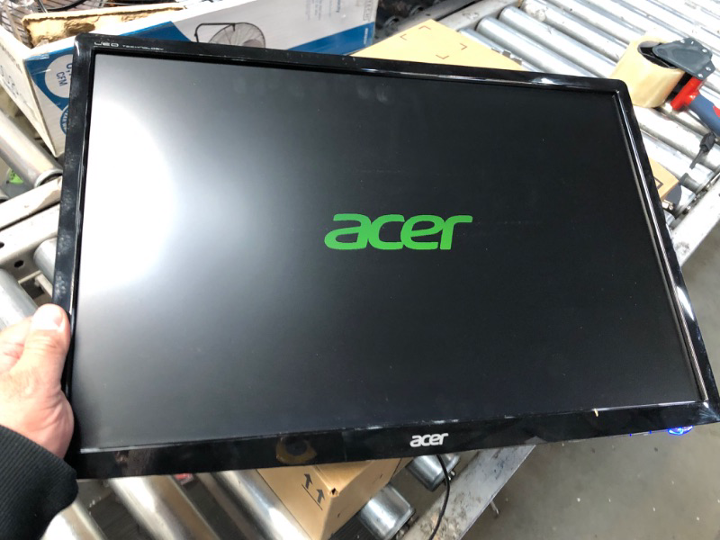 Photo 2 of Acer 22" (1920 x 1080) V7 Series
