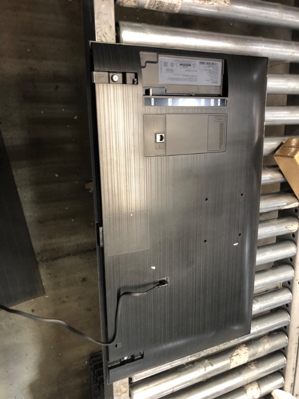 Photo 1 of SAMSUNG 32-Inch Class QLED 4K Q60C Series Quantum HDR, Dual LED, Object Tracking Sound Lite, Q-Symphony, Motion Xcelerator, Gaming Hub, Smart TV with Alexa Built-in (QN32Q60C, 2023 Model) 32-Inch TV Only