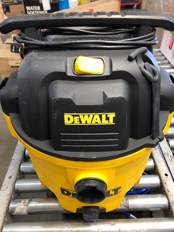 Photo 2 of *parts* *see clerk notes* DEWALT Stealthsonic Quiet 12-Gal 5.5-HP Corded Wet/Dry Shop Vac