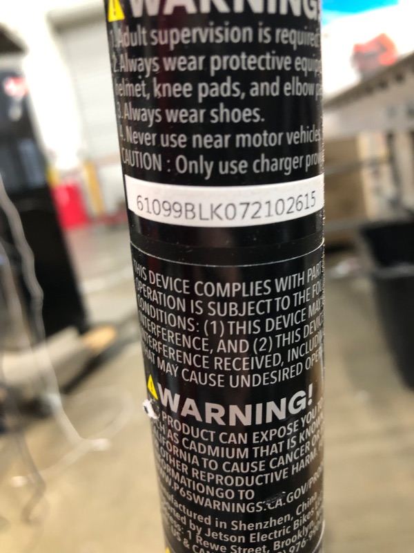 Photo 5 of *READ NOTES* Jetson Bolt Folding Electric Ride-On, Easy-Folding, Built-in Carrying Handle, Twist Throttle, Up to 15.5 MPH, Ages 13+
