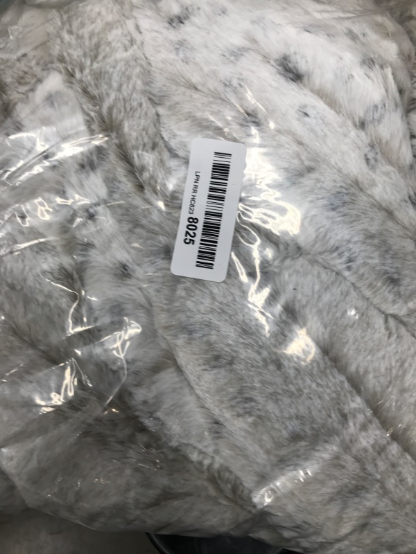 Photo 2 of XeGe 3 Pieces Soft Faux Fur Throw Blanket Set, Cheetah Print Brushed Fuzzy Couch Blanket and Pillow Covers, Cozy Fluffy Plush Blanket 50x60 Pillow Cases 20x20 for Bed Living Room, Print Snow Leopard Printing-snow Leopard 50"x60"(3 pieces)