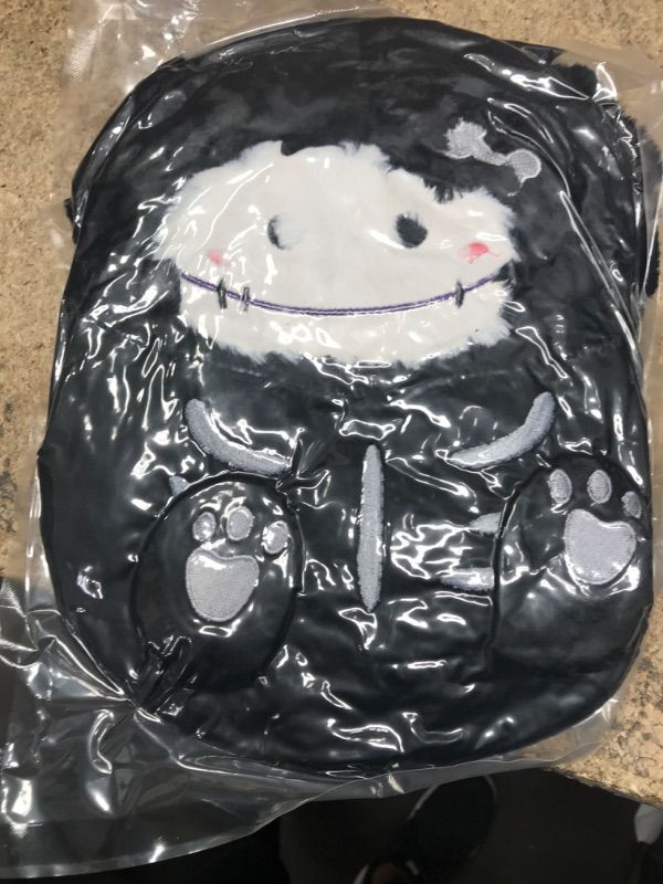 Photo 1 of CAGRIKUELI Halloween Plush Cute Halloween Stuffed Animals Toy for Kids, Kawaii Skull Plush Stuffed Doll for Boys Girls (Skull)