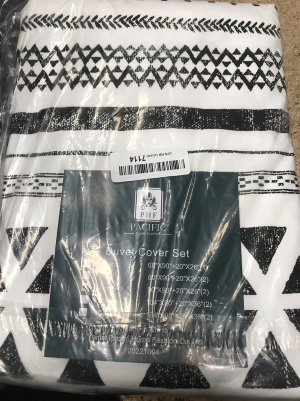 Photo 1 of  Pacific Home Fashion Queen Duvet Cover 