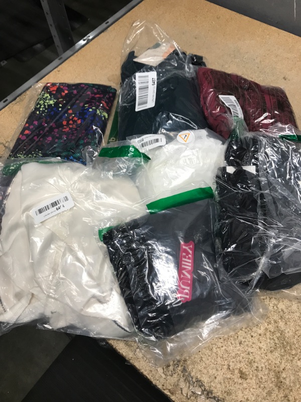 Photo 1 of 7 Piece Clothing Bundle