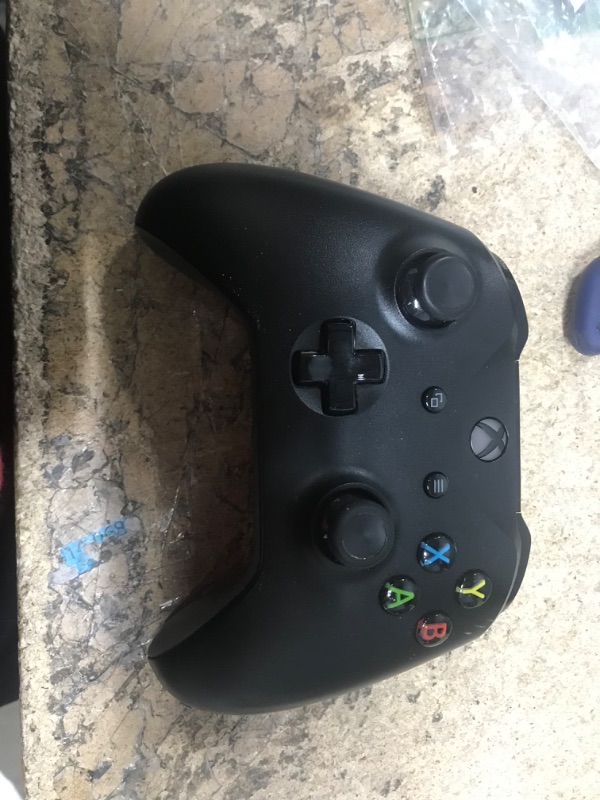 Photo 3 of (CERTIFIED REFURBISHED Xbox Wireless Controller – Black