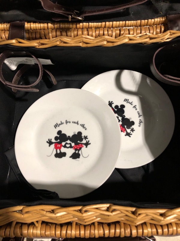 Photo 6 of * used * incomplete * see all images *
PICNIC TIME Disney Mickey Mouse & Minnie Mouse Champion Picnic Basket for 2, Large Wicker Picnic Set with Cutlery 