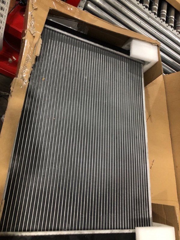 Photo 2 of DWVO Radiator Complete Radiator Compatible with 2007-2010 Sienna CE LE XLE Limited 3.5L V6 DWRD1084