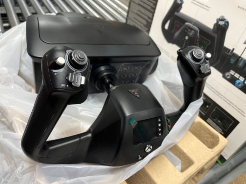 Photo 1 of Turtle Beach Velocity One Flight Universal Control System for Xbox Series X|S, Xbox One, PC