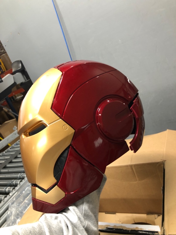 Photo 1 of Avengers Marvel Legends Iron Man Electronic Helmet - Multicolor Characters