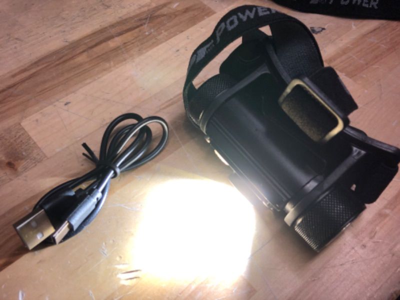 Photo 2 of Performance Tool W2660 1 LED HEAD LIGHT