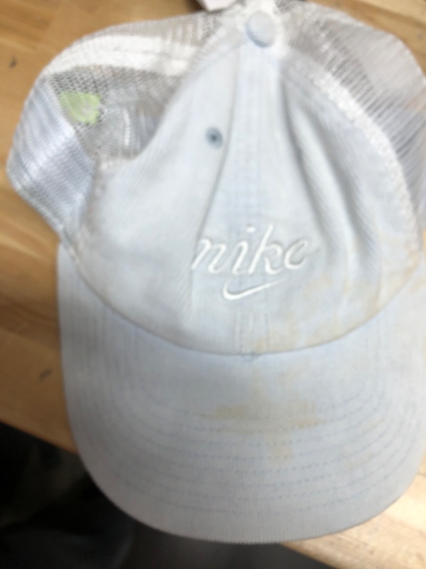 Photo 3 of Nike Women's White Corduroy snap back Hat cap New
