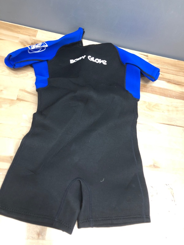 Photo 2 of Body Glove Childs Wetsuit Black Blue Size C4 ( Child 4 )
