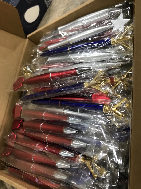 Photo 2 of PerKoop 120 Pcs Patriotic Pen 4th of July Retractable Gel Ink Pen 1 mm Independence Day Ballpoint Pens Star Heart Flower Butterfly Diamond Pens for Students School Office Supplies Gift, Black Ink