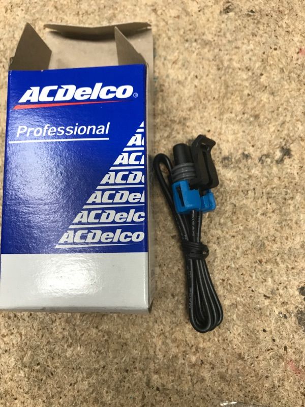 Photo 2 of ACDelco Professional PT2307 Multi-Purpose Wire Connector with Leads , Black