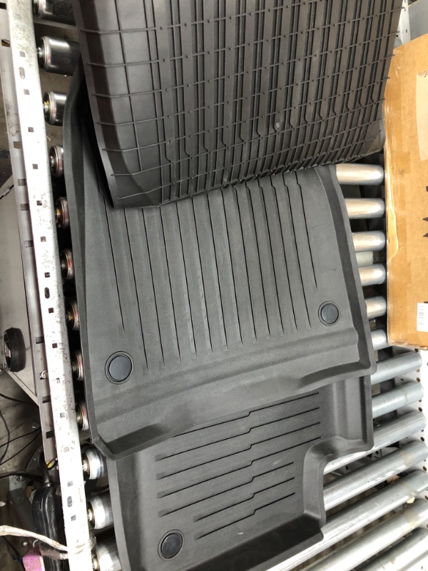 Photo 2 of 2020-2023 Tesla Model Y Floor Mats Interior Liners (5 or 7 Seater)
