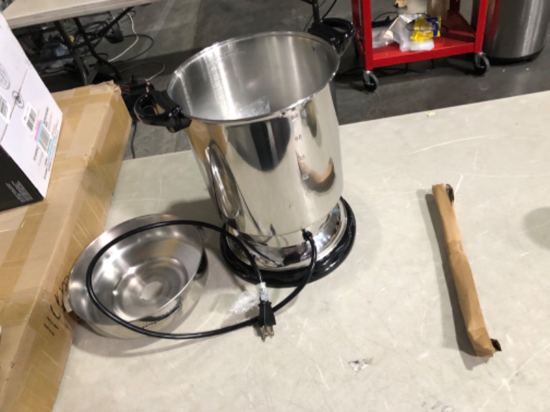 Photo 3 of ***USED - POWERS ON - UNABLE TO TEST FURTHER***
Hamilton Beach Commercial Stainless Steel Coffee Urn, 60 Cup Capacity D50065