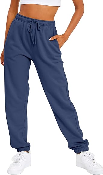 Photo 1 of AUTOMET Women's Casual Baggy Fleece Sweatpants medium