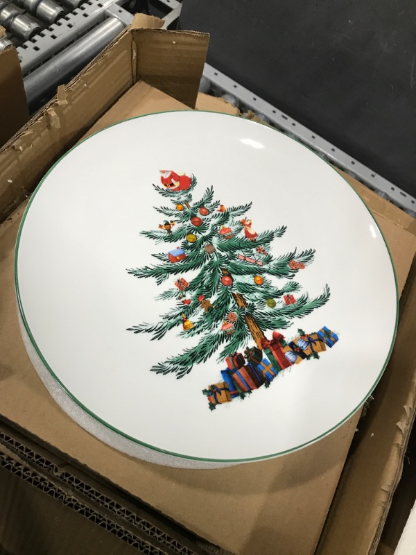 Photo 6 of 16 Piece Christmas Dishes Dinnerware sets, Christmas Tree Ceramic Dinnerware Set with Green Trim, Christmas Porcelain Dinnerware Set, Set for 4 for Christmas XmasB07XGF93WT
