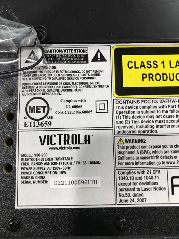 Photo 4 of Victrola 50's Retro Bluetooth Record Player & Multimedia Center, Black & Vintage Vinyl Record Storage and Carrying Case, Fits All Standard Records - 33 1/3, 45 and 78 RPM, Holds 30 Albums,Black Black Record Player + Carrying Case1007290839
42084081
