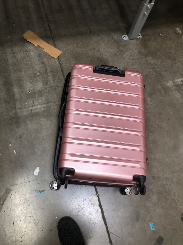 Photo 2 of **ONLY THE MIDDLE SIZE SUITCASE**  Samsonite Omni 2 Hardside Expandable Luggage with Spinner Wheels, Checked-Medium 24-Inch, Rose Gold Checked-Medium 24-Inch Rose Gold