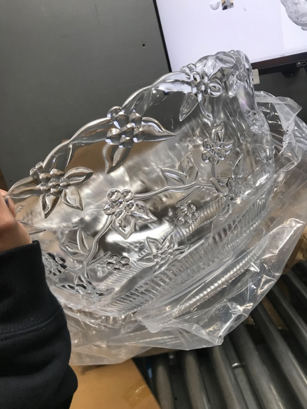 Photo 3 of 12 Quart Embossed Clear Plastic Punch Bowl