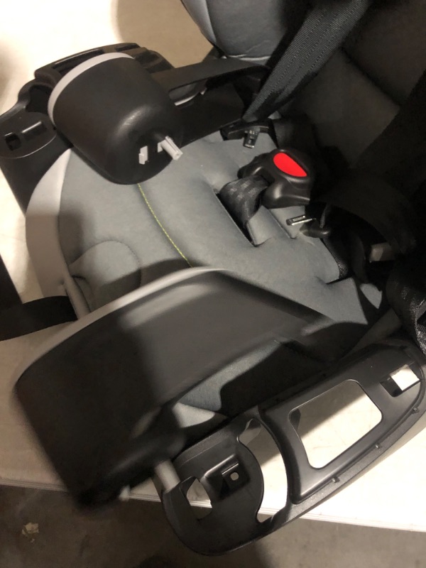 Photo 4 of Evenflo Maestro Sport Harness Booster Car Seat, Crestone Peaks