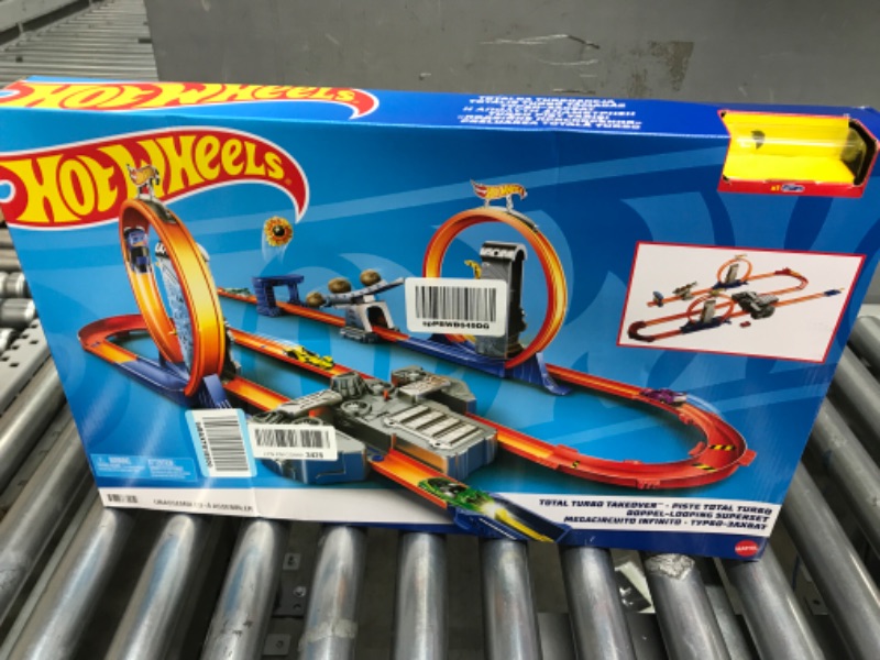 Photo 2 of ***MISSING CAR*****Hot Wheels Track Builder Total Turbo Takeover Track Set, Motorized Playset with Loops & Stunts, Includes 1 Hot Wheels Die-Cast Car, Toy for Kids 6 to 12 Years Old [Amazon Exclusive]