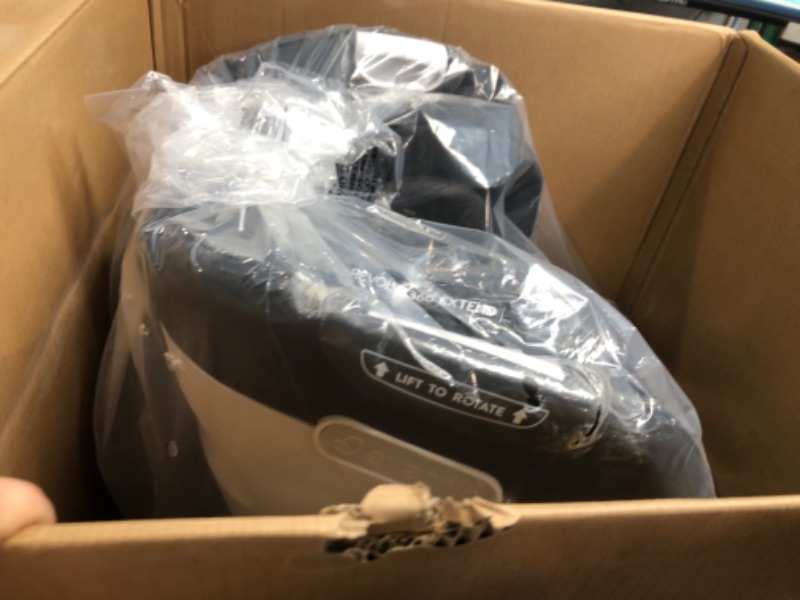 Photo 1 of Evenflo Gold Revolve360 Extend All-in-One Rotational Car Seat with SensorSafe (Onyx Black) Revolve Extend Onyx Black