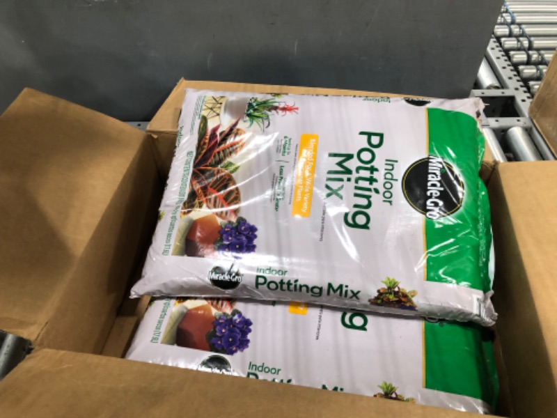 Photo 2 of 2 Miracle-Gro Indoor Potting Mix, 16 qt.