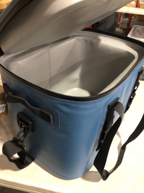 Photo 3 of * used * see images * 
BeEagle Soft Cooler 30 Cans Cooler Bag Insulated 100% Leak Proof Waterproof Beach Cooler