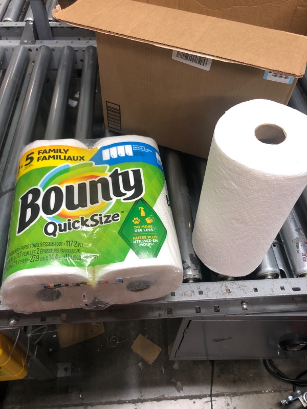 Photo 1 of 3 Rolls of Bounty Quick Size Paper Towels