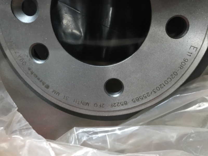 Photo 4 of Brembo 09.A773.11 UV Coated Pillar Vented Front Brake Rotor LAND ROVER/PIAGGIO OE# LR016176